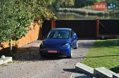Внедорожник / Кроссовер Tesla Model Y 2024 в 
