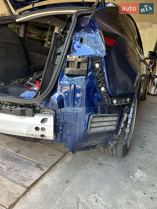 Внедорожник / Кроссовер Tesla Model Y 2024 в Тернополе