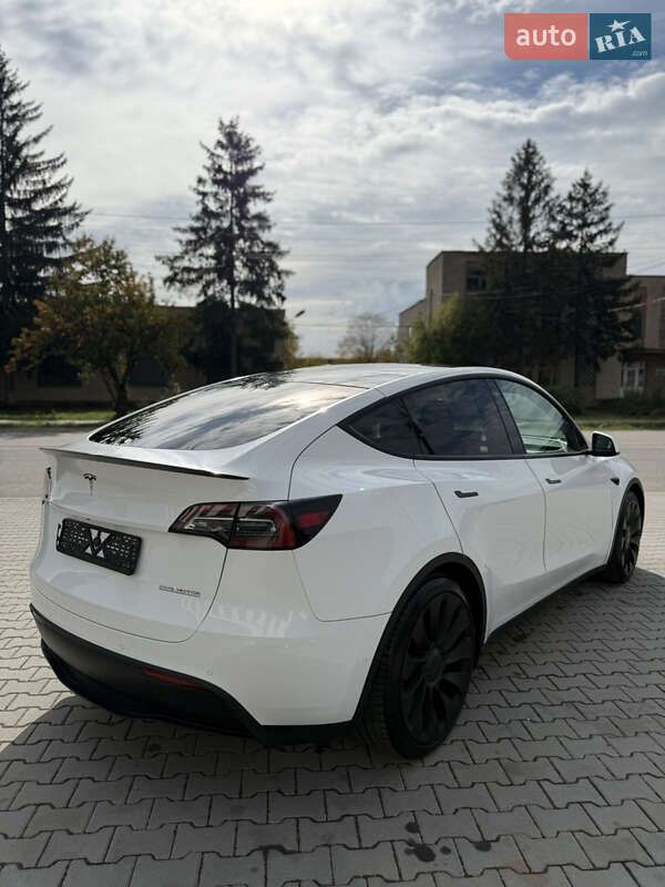 Позашляховик / Кросовер Tesla Model Y 2021 в Виноградові фото 4 Позашляховик / Кросовер Tesla Model Y 2021 в Виноградові