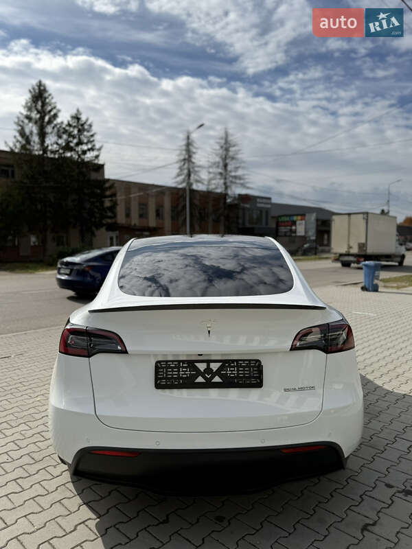 Позашляховик / Кросовер Tesla Model Y 2021 в Виноградові фото 10 Позашляховик / Кросовер Tesla Model Y 2021 в Виноградові