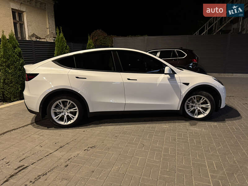 Позашляховик / Кросовер Tesla Model Y 2022 в Черкасах фото 10 Позашляховик / Кросовер Tesla Model Y 2022 в Черкасах