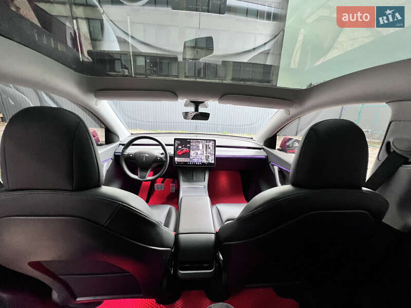 Позашляховик / Кросовер Tesla Model Y 2021 в Львові