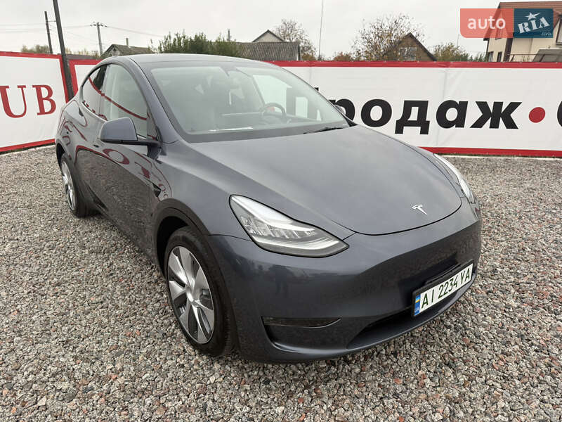 Позашляховик / Кросовер Tesla Model Y 2023 в Переяславі фото 14 Позашляховик / Кросовер Tesla Model Y 2023 в Переяславі
