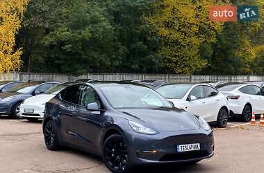 Позашляховик / Кросовер Tesla Model Y 2023 в 
