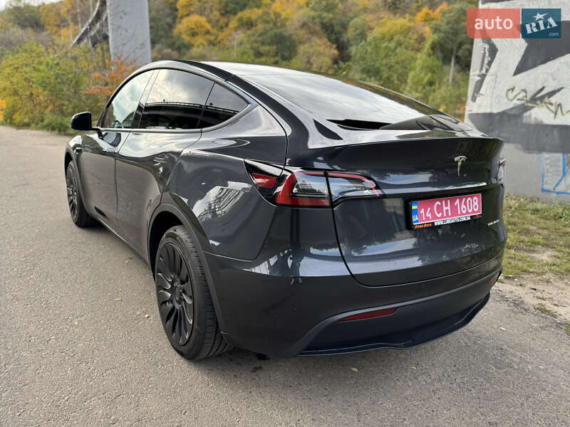 Внедорожник / Кроссовер Tesla Model Y 2024 в Киеве фото 8 Внедорожник / Кроссовер Tesla Model Y 2024 в Киеве