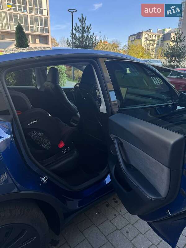 Внедорожник / Кроссовер Tesla Model Y 2023 в Львове фото 7 Внедорожник / Кроссовер Tesla Model Y 2023 в Львове