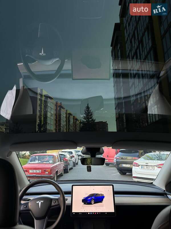 Внедорожник / Кроссовер Tesla Model Y 2023 в Львове фото 12 Внедорожник / Кроссовер Tesla Model Y 2023 в Львове