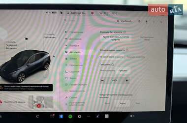 Внедорожник / Кроссовер Tesla Model Y 2024 в 