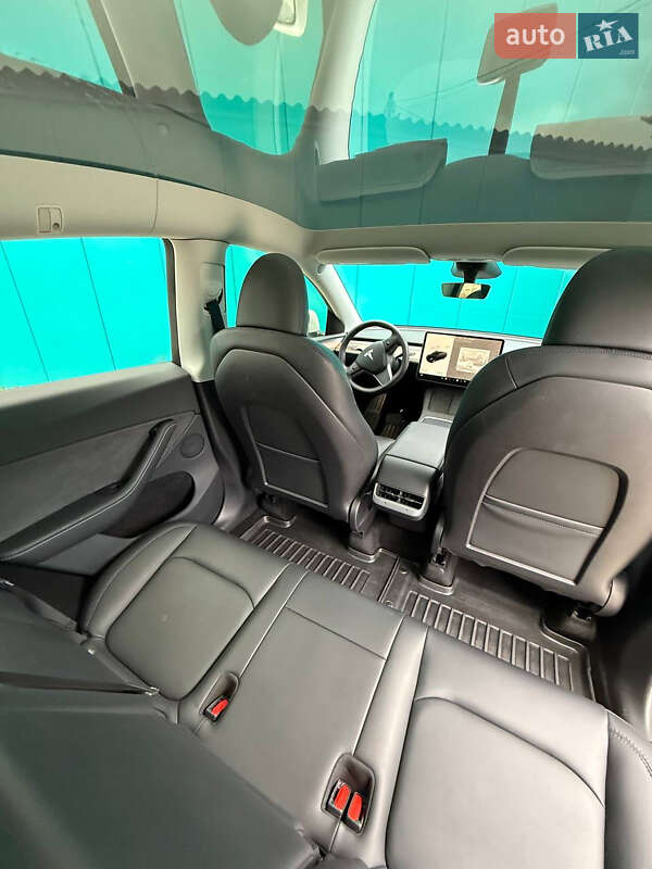 Позашляховик / Кросовер Tesla Model Y 2023 в Білій Церкві фото 12 Позашляховик / Кросовер Tesla Model Y 2023 в Білій Церкві