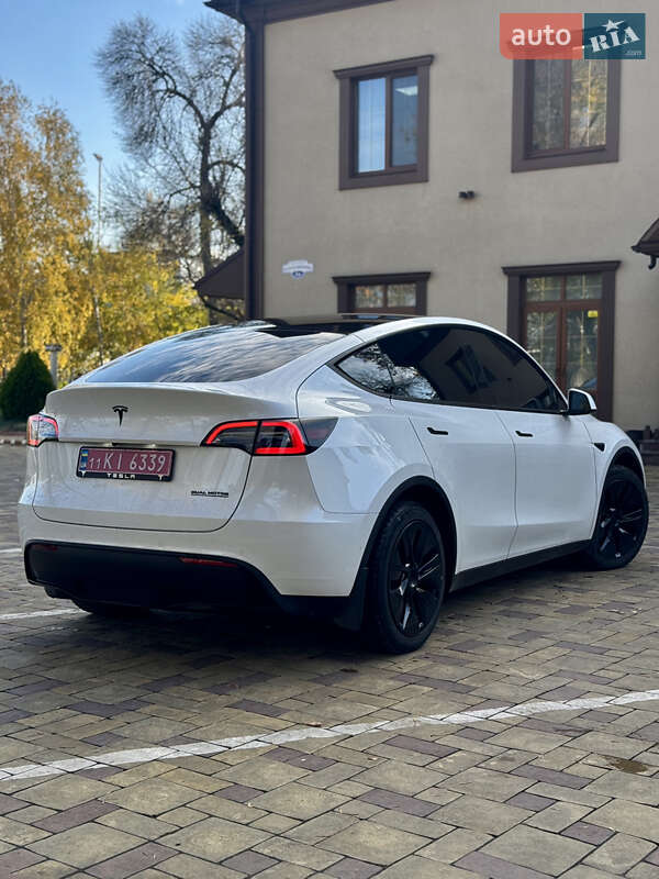 Позашляховик / Кросовер Tesla Model Y 2021 в Кременчуці