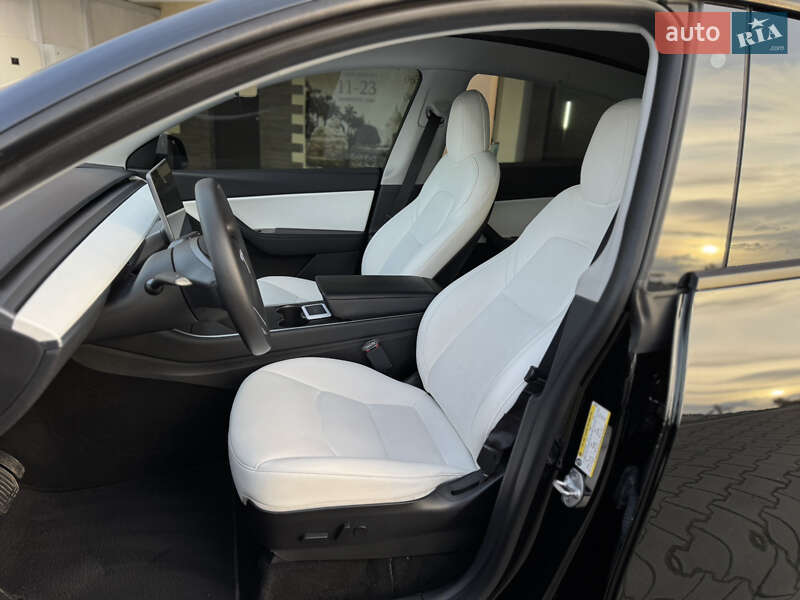 Позашляховик / Кросовер Tesla Model Y 2020 в Луцьку фото 20 Позашляховик / Кросовер Tesla Model Y 2020 в Луцьку