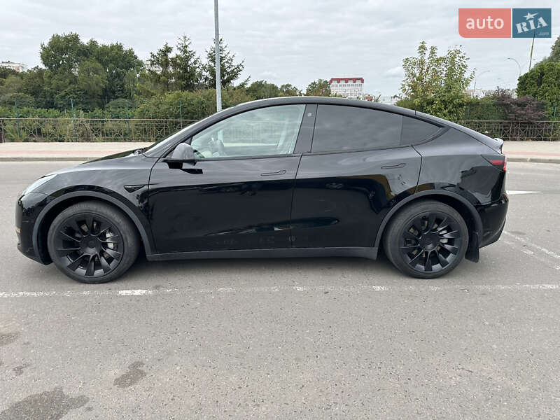 Позашляховик / Кросовер Tesla Model Y 2021 в Києві фото 9 Позашляховик / Кросовер Tesla Model Y 2021 в Києві