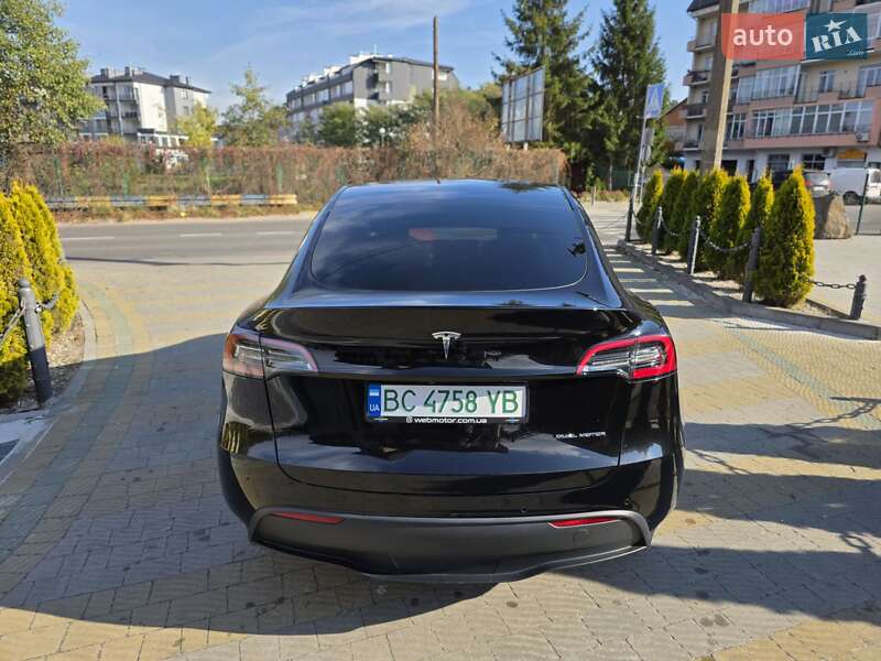 Позашляховик / Кросовер Tesla Model Y 2022 в Львові