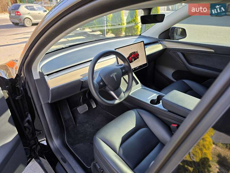 Позашляховик / Кросовер Tesla Model Y 2022 в Львові фото 21 Позашляховик / Кросовер Tesla Model Y 2022 в Львові