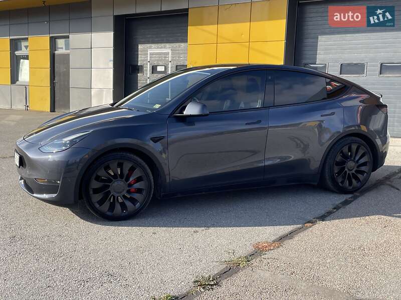 Внедорожник / Кроссовер Tesla Model Y 2022 в Харькове