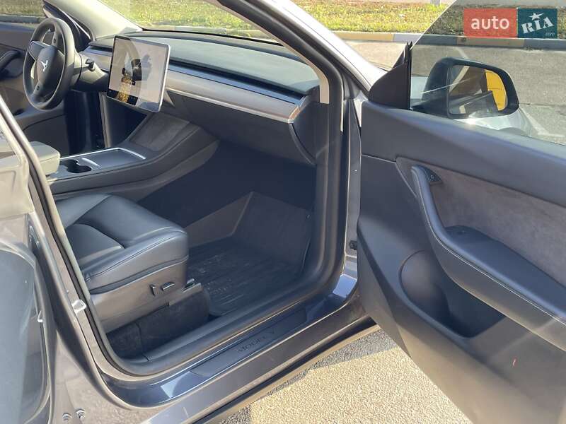 Внедорожник / Кроссовер Tesla Model Y 2022 в Харькове