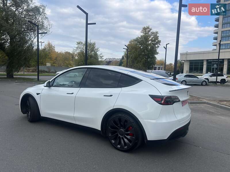 Внедорожник / Кроссовер Tesla Model Y 2021 в Днепре фото 10 Внедорожник / Кроссовер Tesla Model Y 2021 в Днепре
