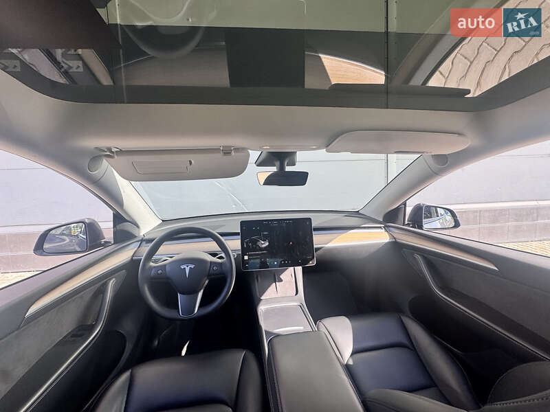 Позашляховик / Кросовер Tesla Model Y 2022 в Києві
