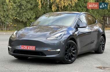 Внедорожник / Кроссовер Tesla Model Y 2021 в 