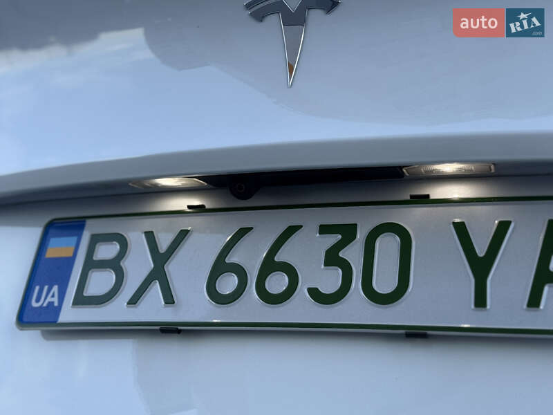 Позашляховик / Кросовер Tesla Model Y 2021 в Хмельницькому фото 33 Позашляховик / Кросовер Tesla Model Y 2021 в Хмельницькому