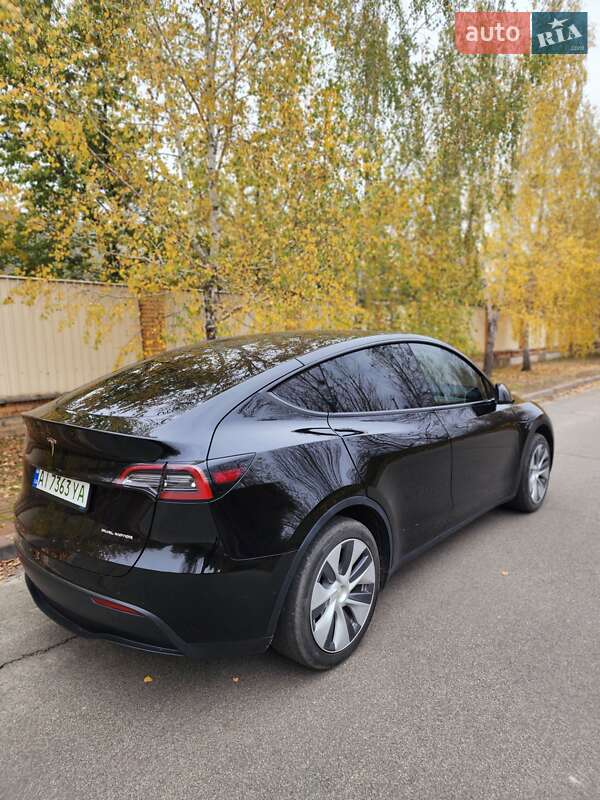 Внедорожник / Кроссовер Tesla Model Y 2022 в 