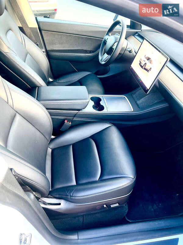 Позашляховик / Кросовер Tesla Model Y 2022 в Одесі