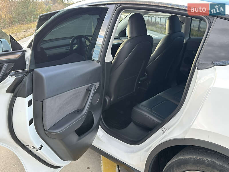 Позашляховик / Кросовер Tesla Model Y 2022 в Житомирі
