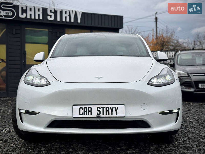 Позашляховик / Кросовер Tesla Model Y 2022 в Стрию