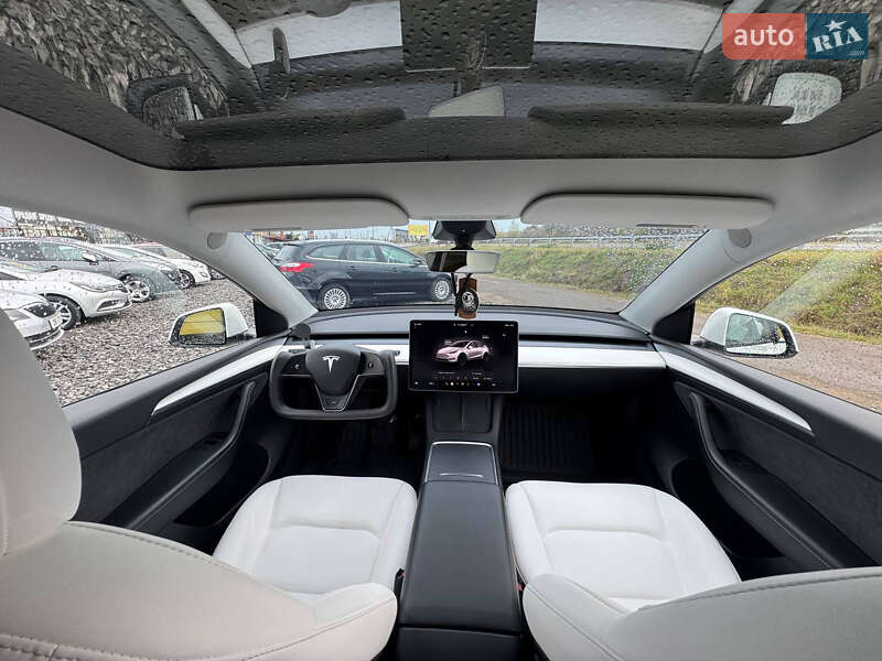 Позашляховик / Кросовер Tesla Model Y 2022 в Стрию