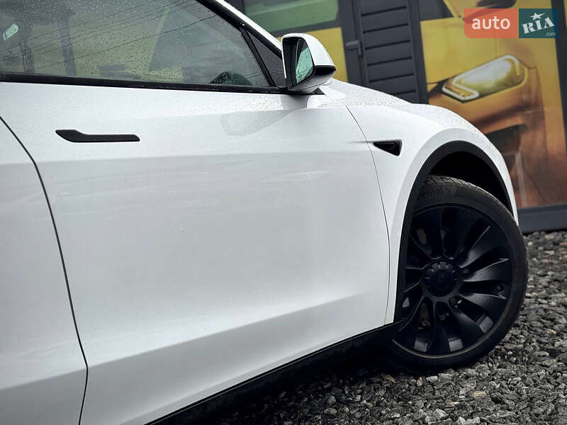 Позашляховик / Кросовер Tesla Model Y 2022 в Стрию