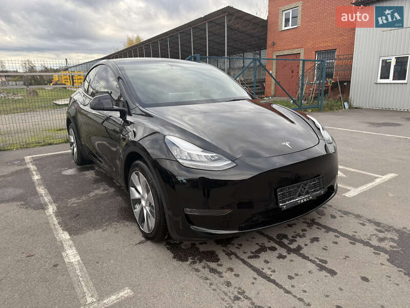 Tesla Model Y 2023 Tesla Model Y 2023