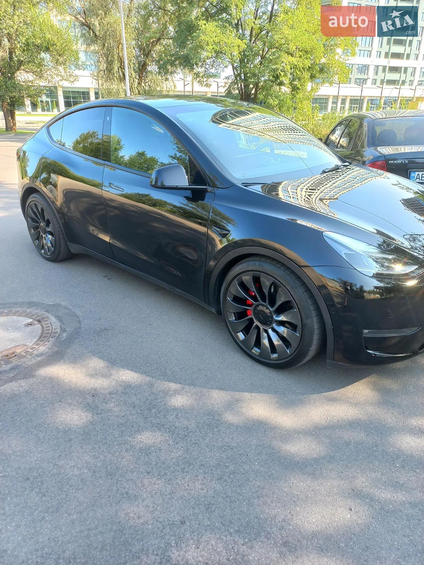 2022 Tesla Model Y - мініатюра 5