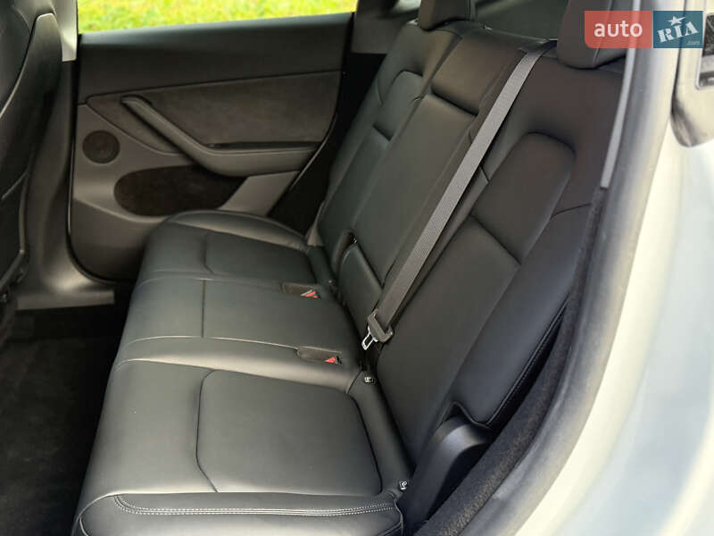 Внедорожник / Кроссовер Tesla Model Y 2023 в Киеве фото 25 Внедорожник / Кроссовер Tesla Model Y 2023 в Киеве