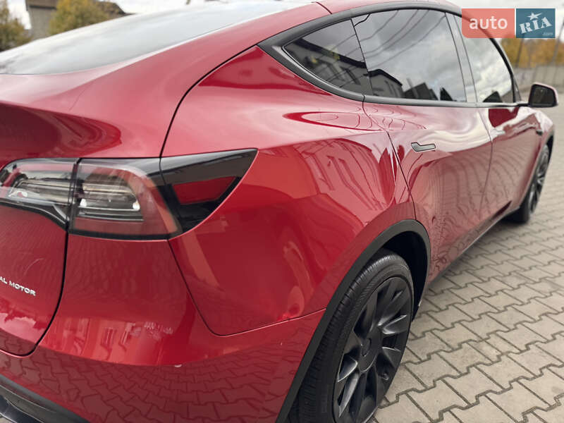 Позашляховик / Кросовер Tesla Model Y 2021 в Луцьку