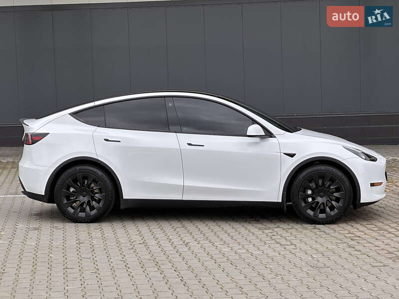 Внедорожник / Кроссовер Tesla Model Y 2023 в Киеве фото 8 Внедорожник / Кроссовер Tesla Model Y 2023 в Киеве