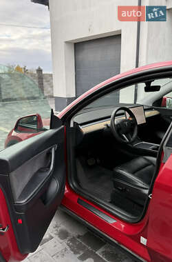 Внедорожник / Кроссовер Tesla Model Y 2022 в Дубно