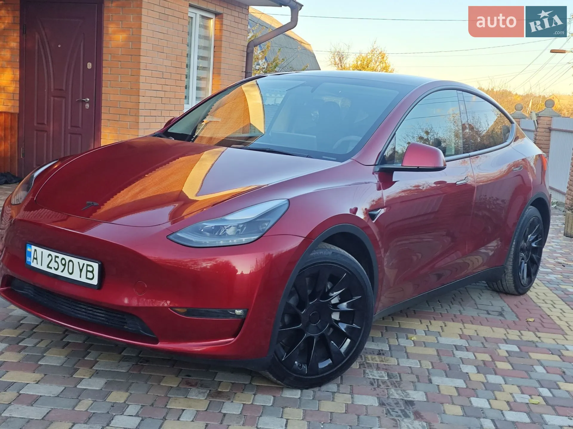 2024 Tesla Model Y - мініатюра 24