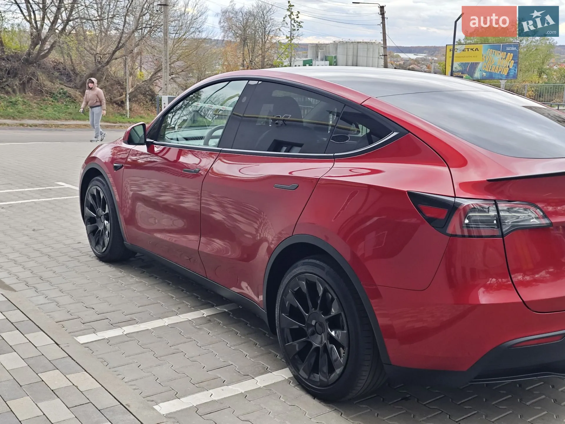 2024 Tesla Model Y - мініатюра 27