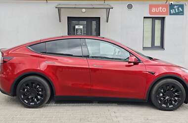 Внедорожник / Кроссовер Tesla Model Y 2024 в Киеве