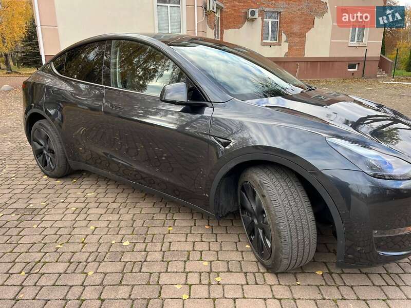 Позашляховик / Кросовер Tesla Model Y 2024 в Вінниці