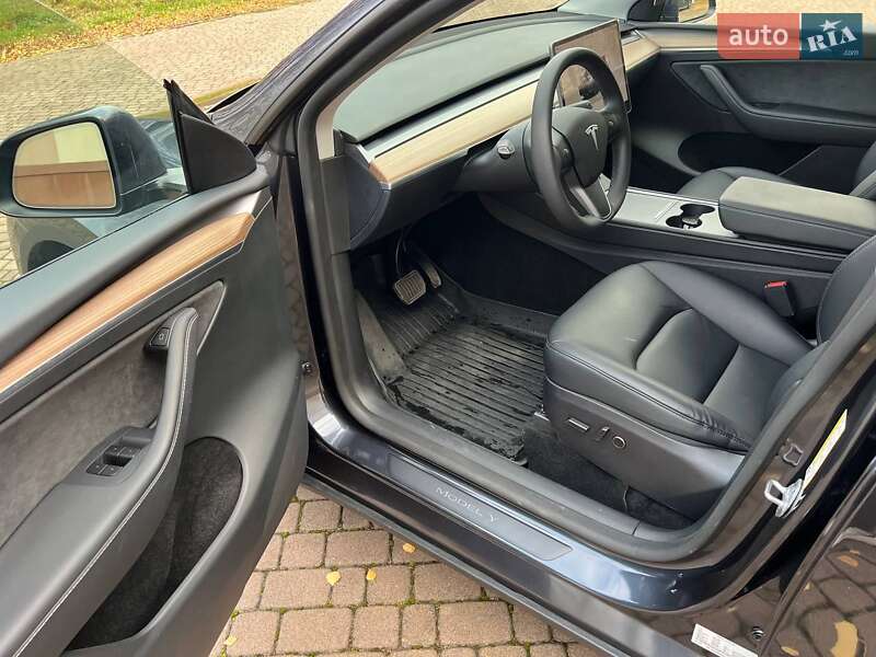 Позашляховик / Кросовер Tesla Model Y 2024 в Вінниці