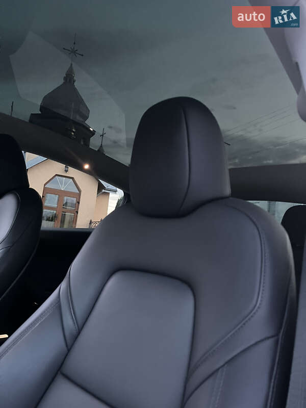 Позашляховик / Кросовер Tesla Model Y 2022 в Львові фото 22 Позашляховик / Кросовер Tesla Model Y 2022 в Львові