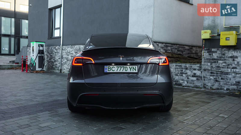 Позашляховик / Кросовер Tesla Model Y 2022 в Львові фото 10 Позашляховик / Кросовер Tesla Model Y 2022 в Львові
