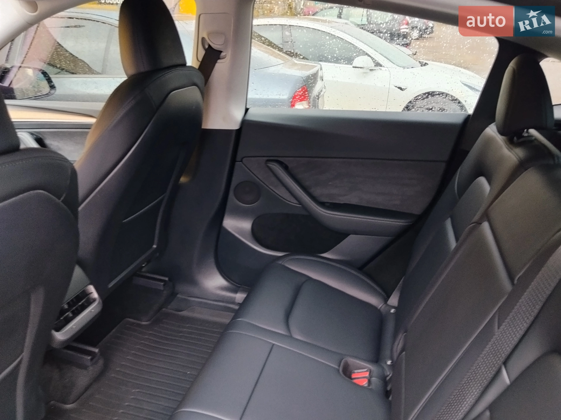 2023 Tesla Model Y - мініатюра 34