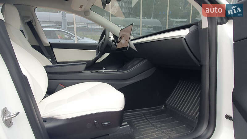 Внедорожник / Кроссовер Tesla Model Y 2021 в Киеве фото 8 Внедорожник / Кроссовер Tesla Model Y 2021 в Киеве