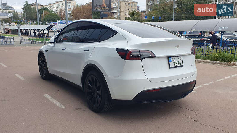 Внедорожник / Кроссовер Tesla Model Y 2021 в Киеве фото 5 Внедорожник / Кроссовер Tesla Model Y 2021 в Киеве
