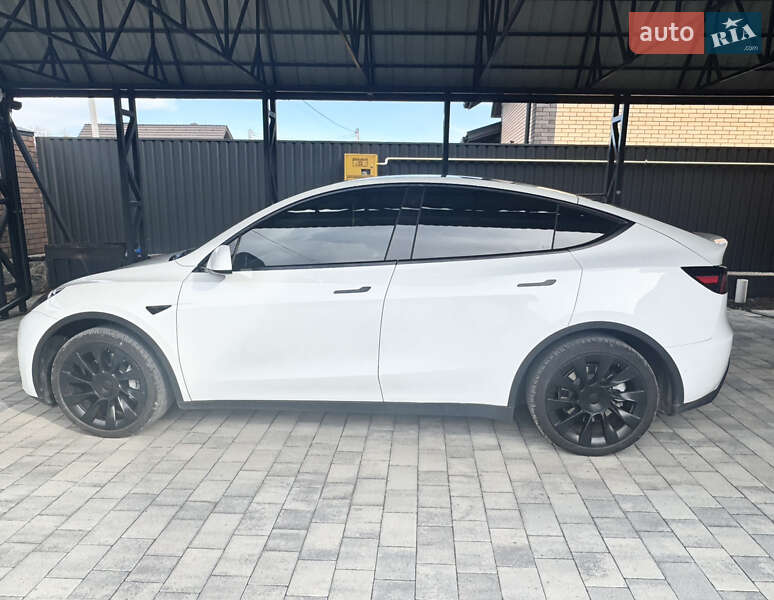 Позашляховик / Кросовер Tesla Model Y 2021 в Вінниці