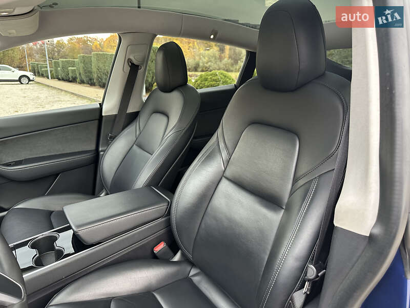 Внедорожник / Кроссовер Tesla Model Y 2020 в Днепре