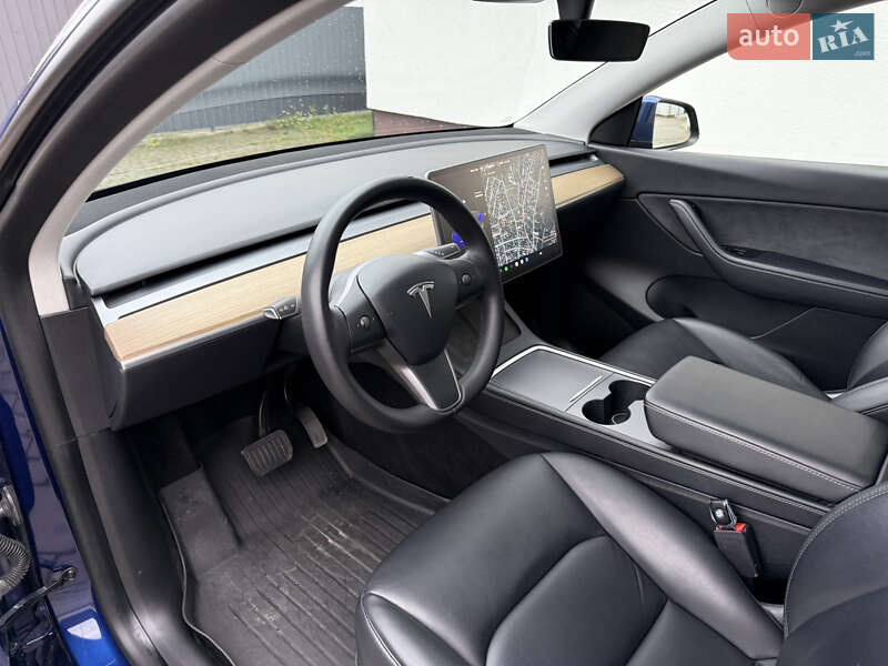 Позашляховик / Кросовер Tesla Model Y 2020 в Львові