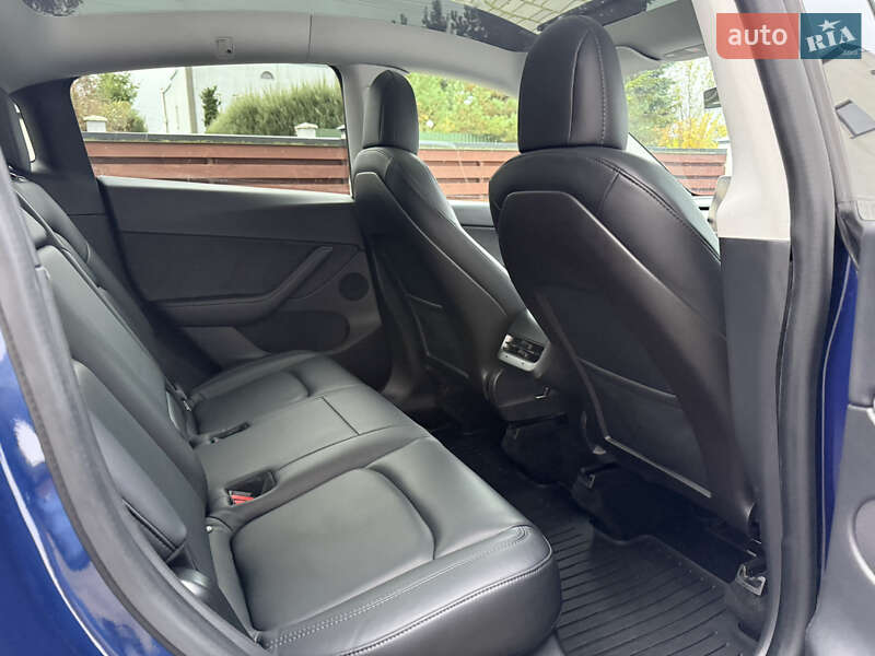 Позашляховик / Кросовер Tesla Model Y 2020 в Львові